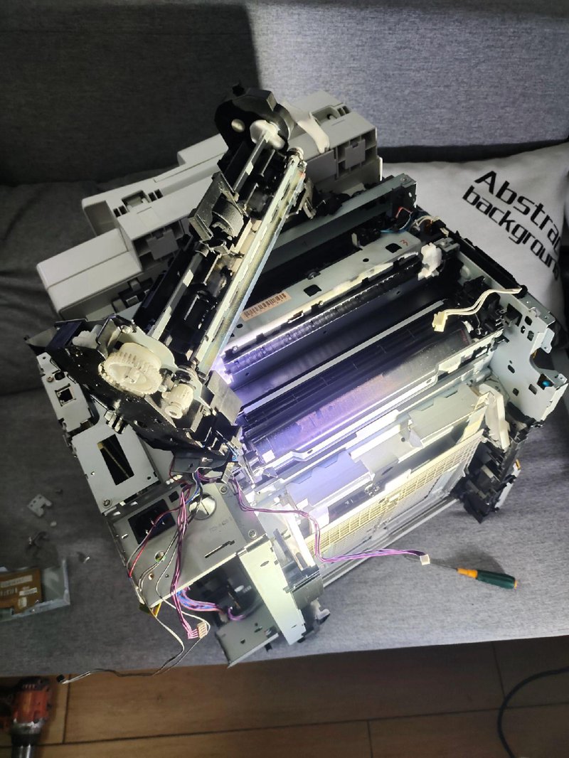 如何正确处理打印机维修中的常见问题？